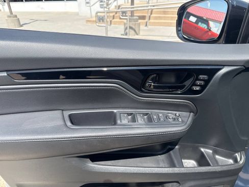 Used 2023 Honda Odyssey Elite image 19