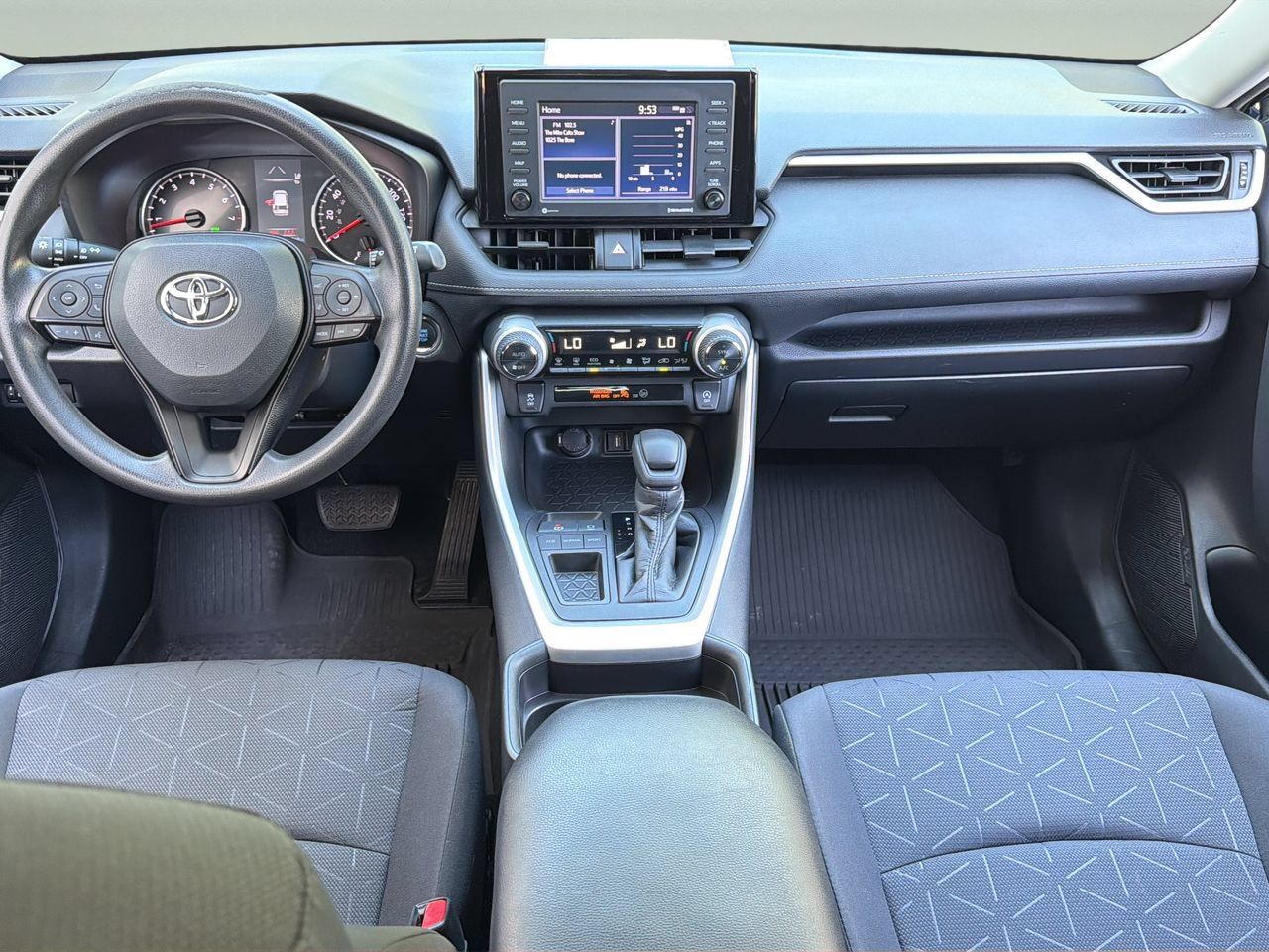 Used 2021 Toyota RAV4 XLE FWD image 13