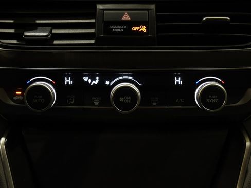 Used 2018 Honda Accord LX image 21