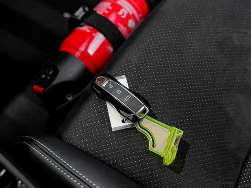 Used 2022 Porsche 911 GT3 image 51