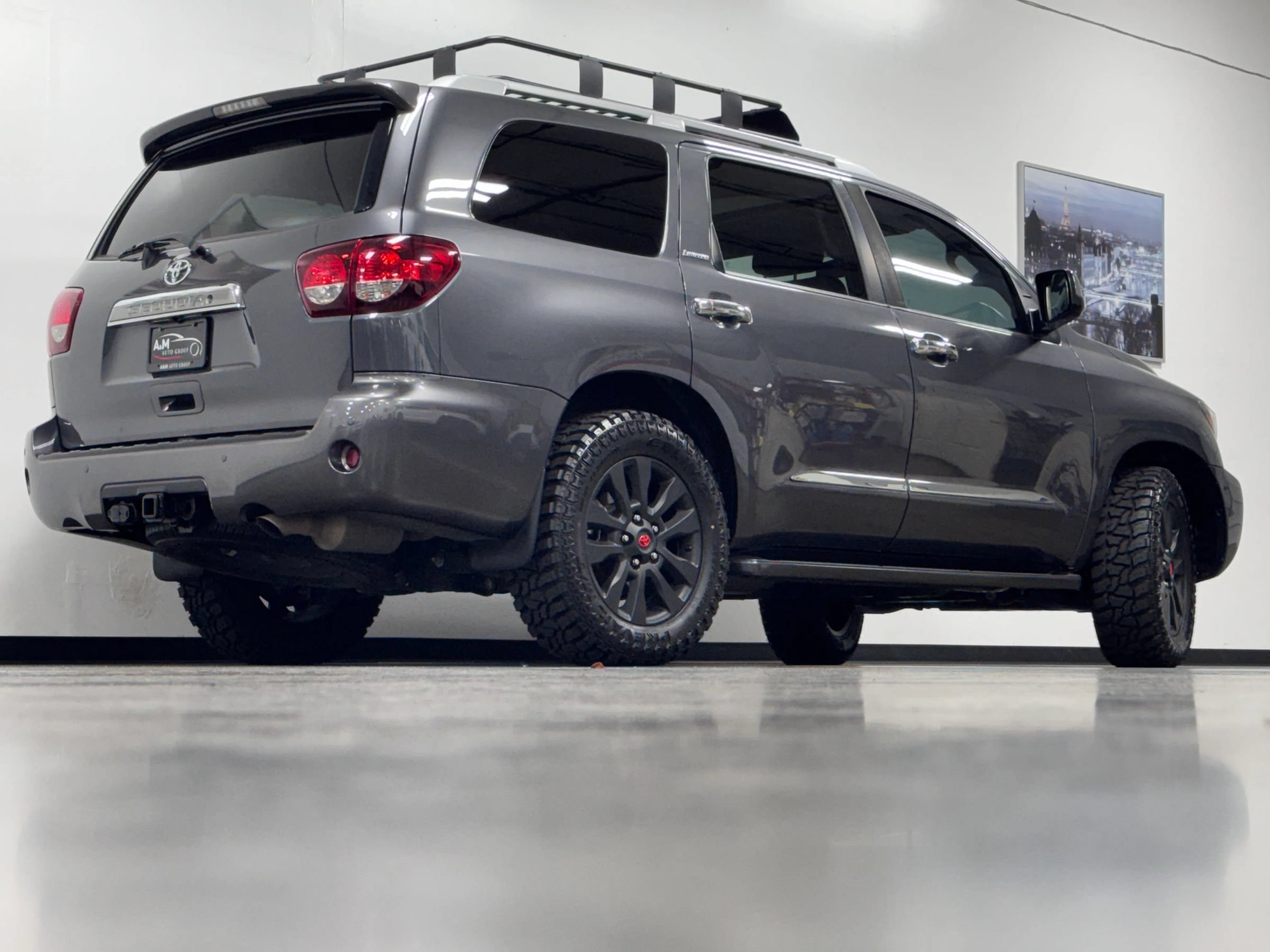 Used 2018 Toyota Sequoia Limited w/ Safety & Convenience Package AWD/4WD image 5