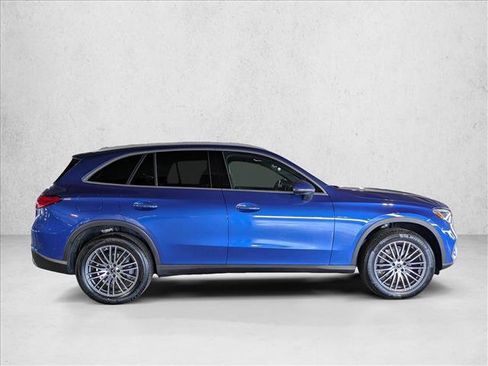 Certified 2026 Mercedes-Benz GLC 300 image 7