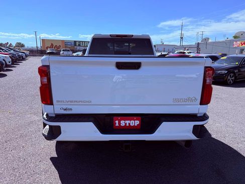 Used 2024 Chevrolet Silverado 3500 High Country AWD/4WD image 4