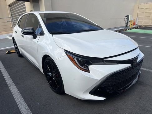 Used 2022 Toyota Corolla SE image 2