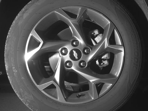 Used 2025 Chevrolet Trax LT w/ LT Convenience Package FWD image 13