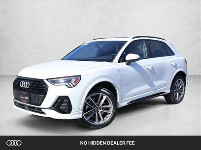 Certified 2025 Audi Q3 2.0T Premium w/ Convenience Package