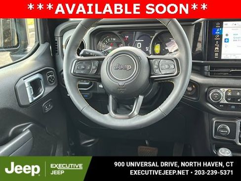 Used 2024 Jeep Wrangler Unlimited w/ Convenience Group image 24