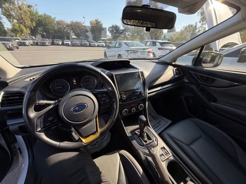 Used 2021 Subaru Crosstrek 2.5i Sport w/ Moonroof Package AWD/4WD image 7