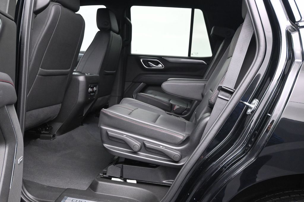 Used 2024 Chevrolet Tahoe RST w/ Luxury Package RWD image 15