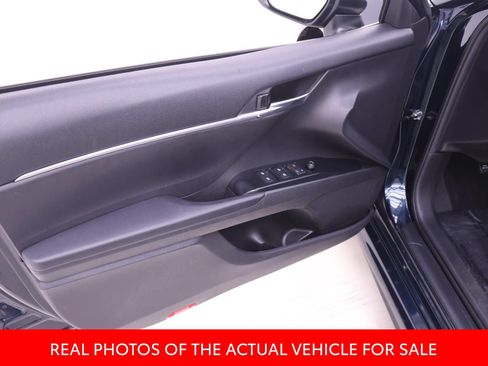 Certified 2020 Toyota Camry SE FWD image 9