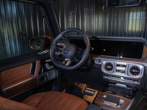 Used 2025 Mercedes-Benz G 63 AMG 4MATIC image 28