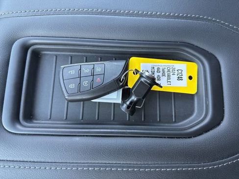 Used 2024 Chevrolet Tahoe Z71 w/ Z71 Off-Road Package image 39