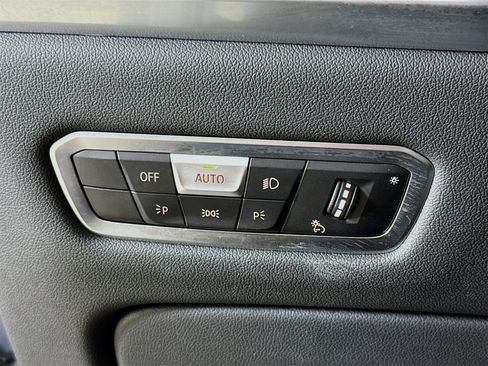 Certified 2023 BMW X7 xDrive40i image 10