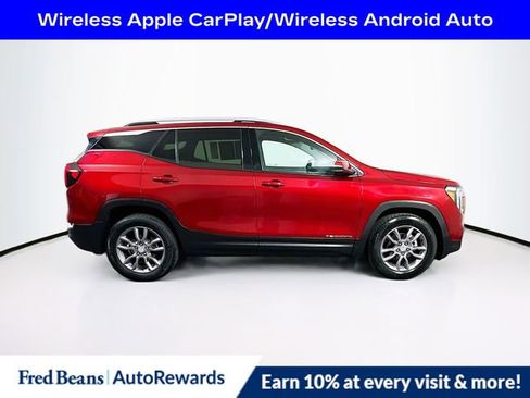 Used 2023 GMC Terrain SLT w/ Tech Package AWD/4WD image 10