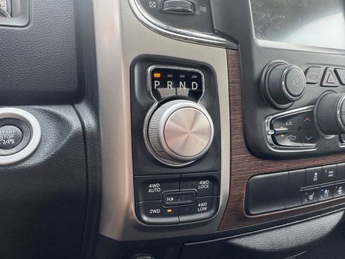 Used 2016 RAM 1500 Laramie w/ Convenience Group AWD/4WD image 21