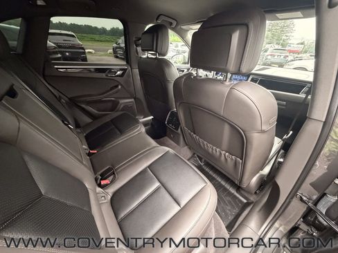 Used 2018 Porsche Macan S AWD/4WD image 35