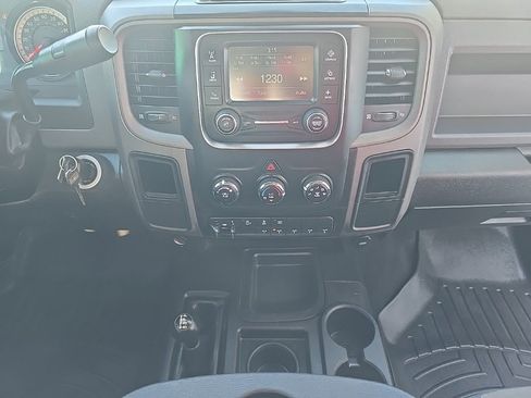 Used 2018 RAM 2500 Tradesman w/ Chrome Appearance Group image 24