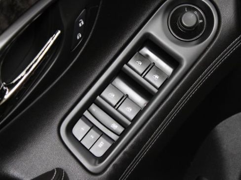 Used 2015 Buick LaCrosse Leather image 11