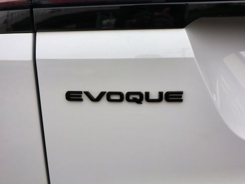 Used 2023 Land Rover Range Rover Evoque R-Dynamic SE AWD/4WD image 59