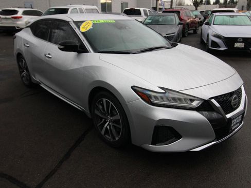 Used 2019 Nissan Maxima 3.5 SV w/ Floor Mat Group image 2