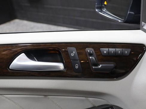 Used 2013 Mercedes-Benz GL 450 4MATIC image 63