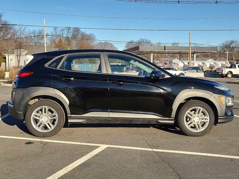 Used 2019 Hyundai Kona SE image 7
