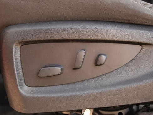 Used 2018 Chevrolet Silverado 1500 LT w/ All Star Edition AWD/4WD image 12
