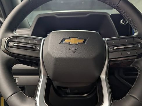 New 2026 Chevrolet Colorado W/T w/ WT Custom Package AWD/4WD image 15