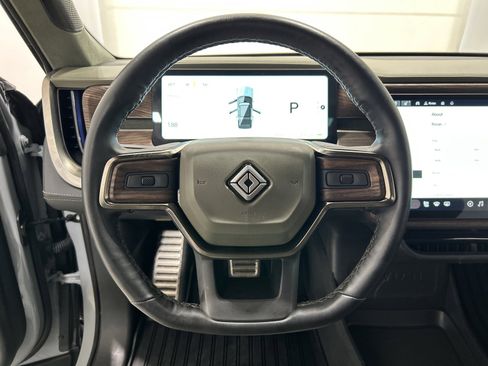 Used 2023 Rivian R1S Adventure AWD/4WD image 28