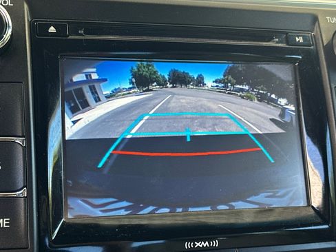 Used 2017 Toyota Camry XLE w/ Moonroof Package FWD image 23