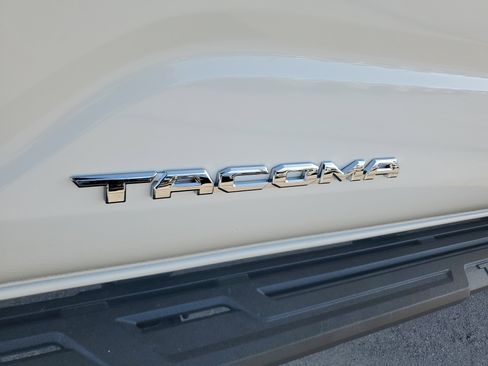 Used 2024 Toyota Tacoma SR5 image 29