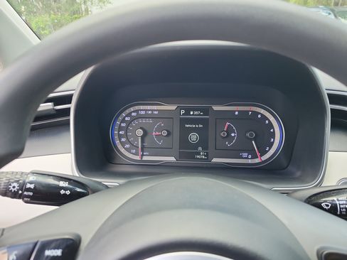 Certified 2022 Hyundai Tucson SEL FWD image 11