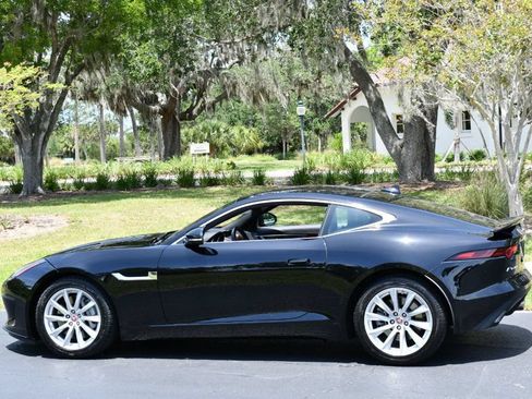 Used 2018 Jaguar F-TYPE Coupe RWD image 4