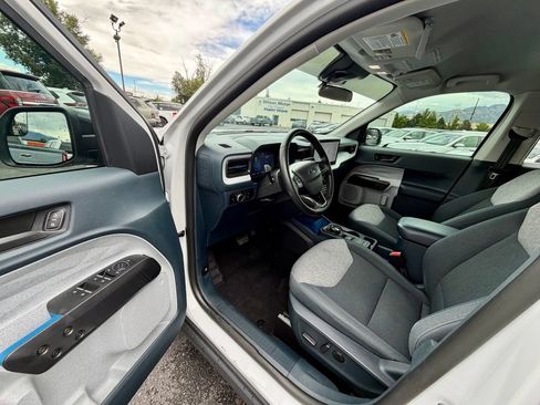 Used 2025 Ford Maverick XLT w/ XLT Luxury Package AWD/4WD image 25