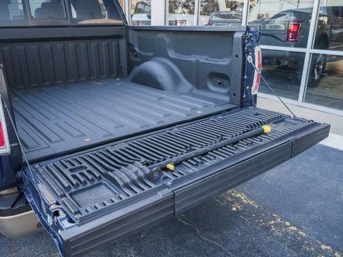 Used 2014 Ford F150 Lariat w/ Equipment Group 502A Luxury image 12