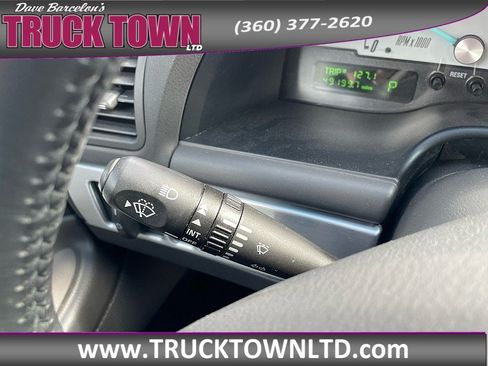 Used 2002 Ford Thunderbird RWD image 12