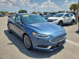 Used 2018 Ford Fusion SE w/ Fusion SE Technology Package FWD video 2