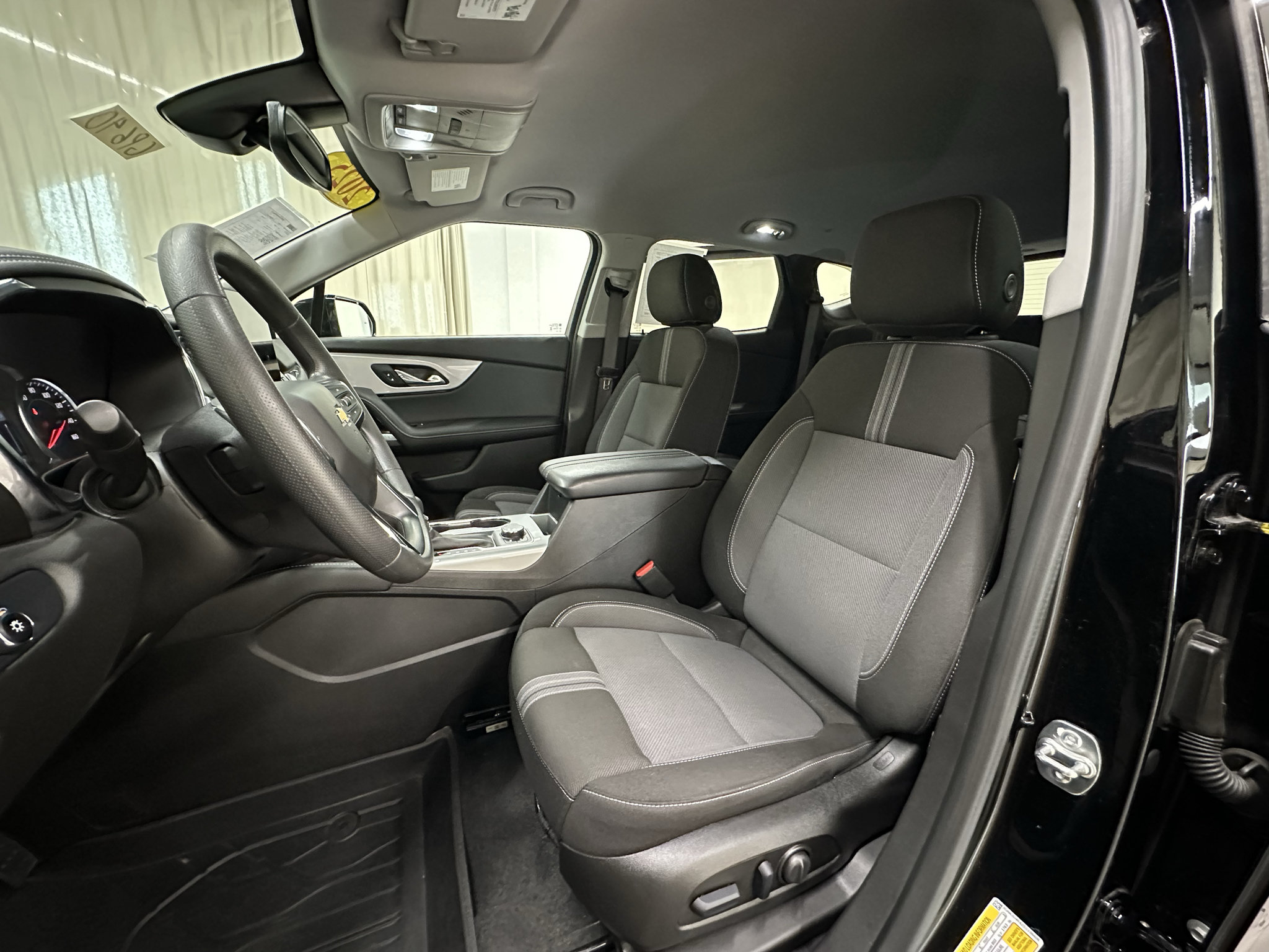 Used 2025 Chevrolet Blazer LT w/ Redline Edition AWD/4WD image 27