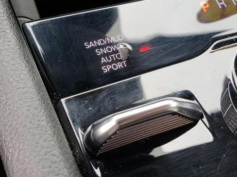 Used 2023 Jeep Grand Cherokee L Limited image 29