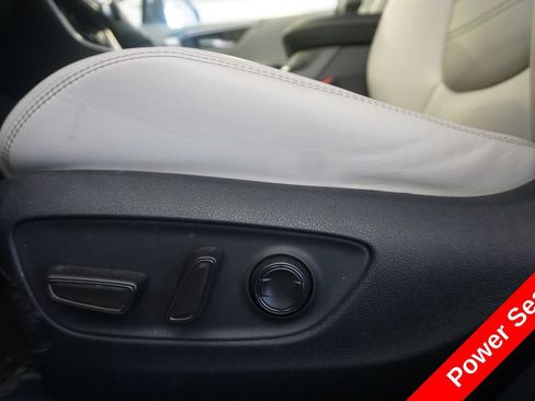 Certified 2024 Toyota RAV4 XLE Premium AWD/4WD image 8