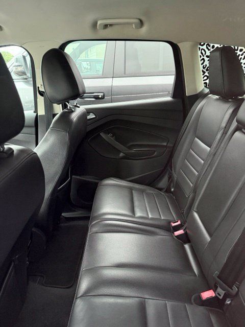 Used 2013 Ford Escape SEL FWD image 9