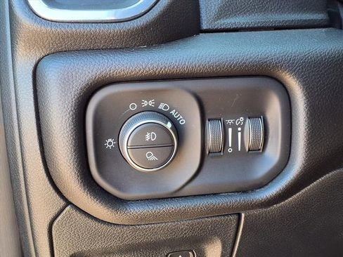 Used 2025 RAM 1500 Laramie image 5