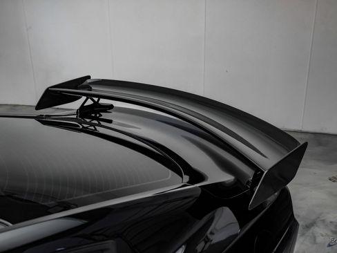Used 2021 Ford Mustang Shelby GT500 w/ Carbon Fiber Track Pack RWD image 43