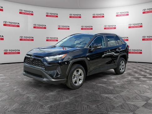 Certified 2025 Toyota RAV4 XLE FWD image 1