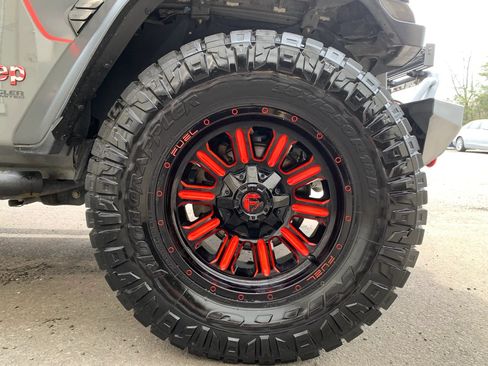 Used 2019 Jeep Wrangler Unlimited Rubicon AWD/4WD image 23