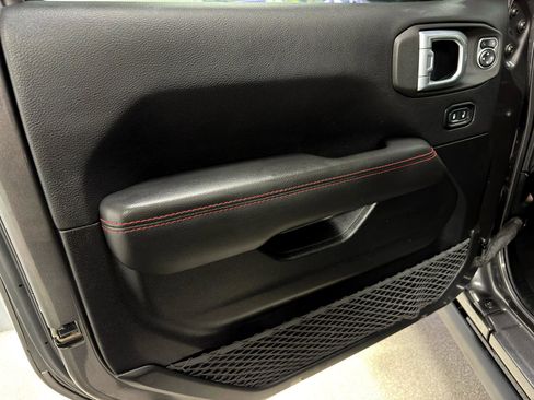 Used 2021 Jeep Gladiator Rubicon image 14