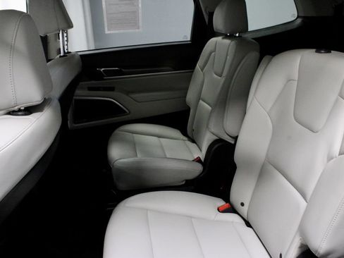 Used 2024 Kia Telluride S w/ S Sunroof Package AWD/4WD image 22