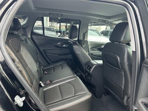 Used 2023 GMC Terrain AT4 image 15