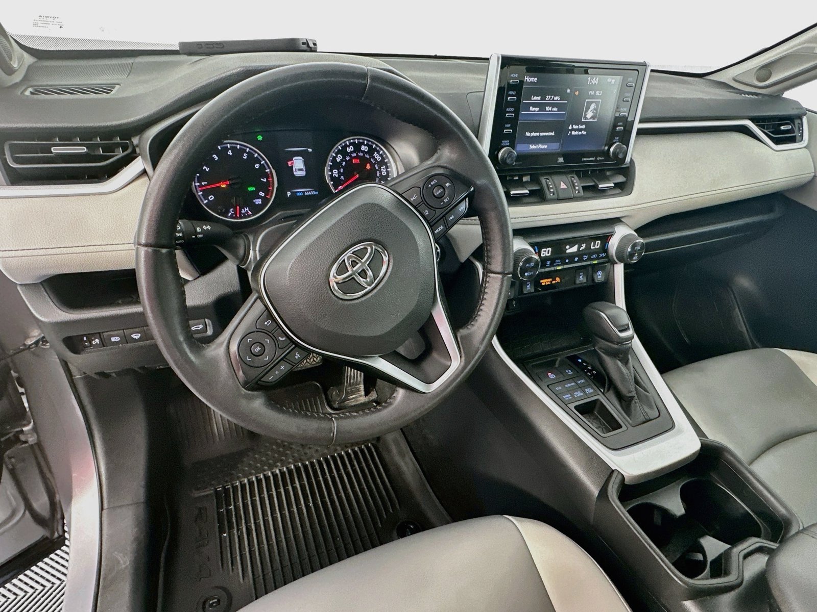 Used 2021 Toyota RAV4 XLE Premium AWD/4WD image 11
