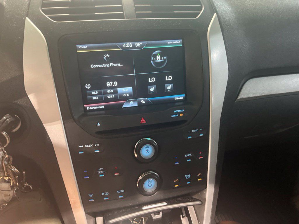 Used 2012 Ford Explorer XLT FWD image 18